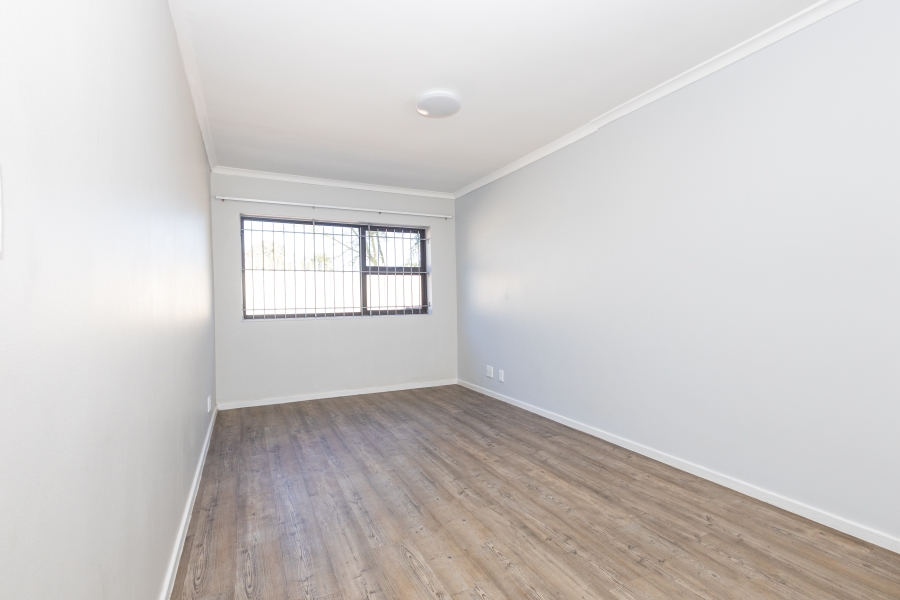 To Let 3 Bedroom Property for Rent in De Kuilen Western Cape